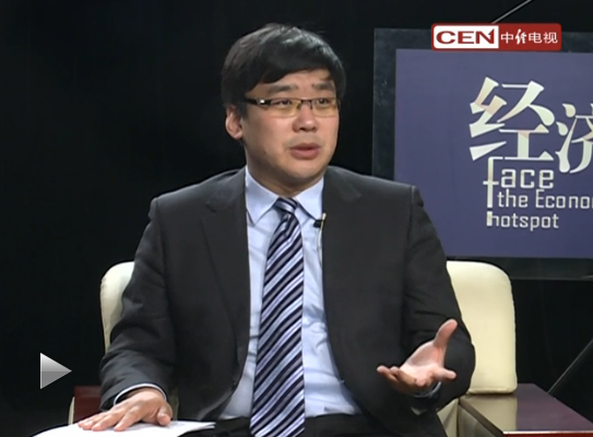 理论热点面对面中国经济总量_经济发展图片(3)